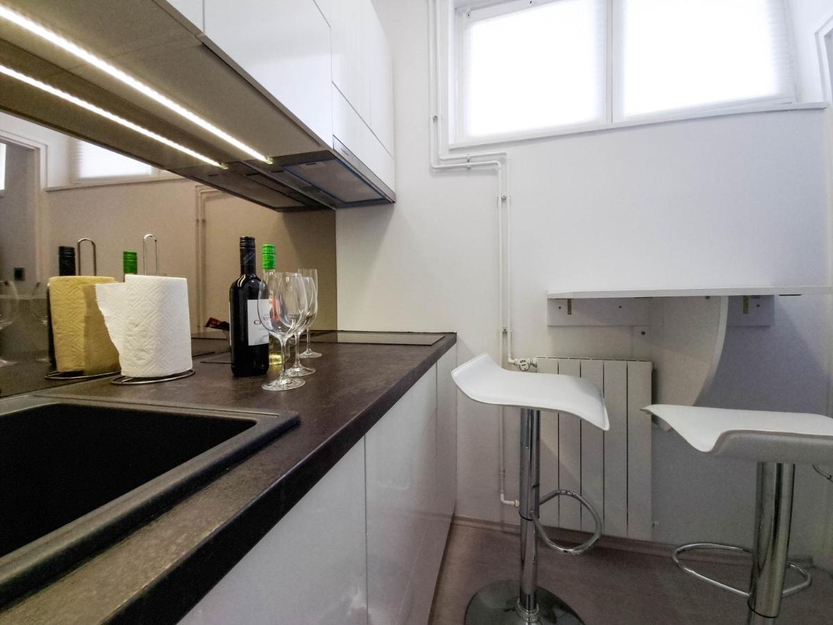 Apartment Apex Penthouse Self Check-In 카를로바츠 외부 사진