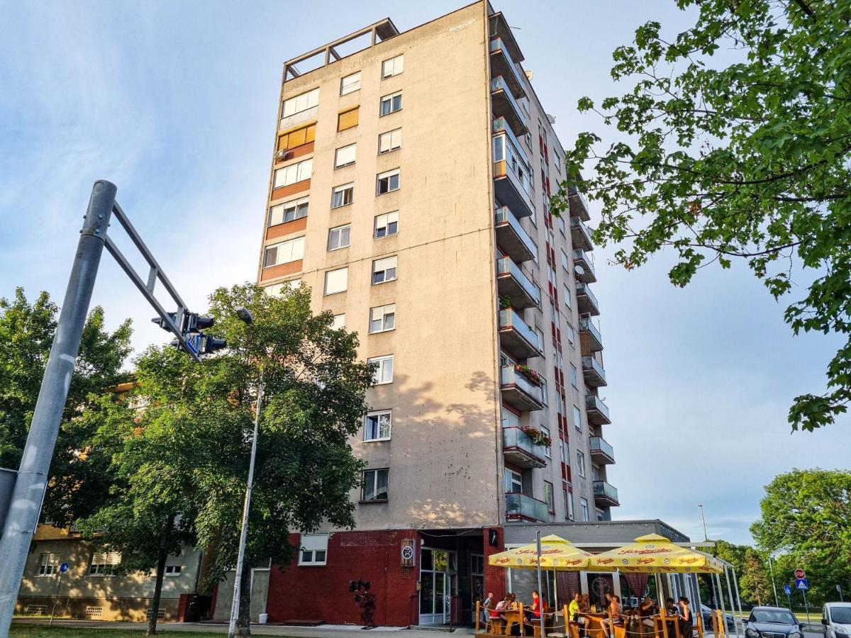 Apartment Apex Penthouse Self Check-In 카를로바츠 외부 사진