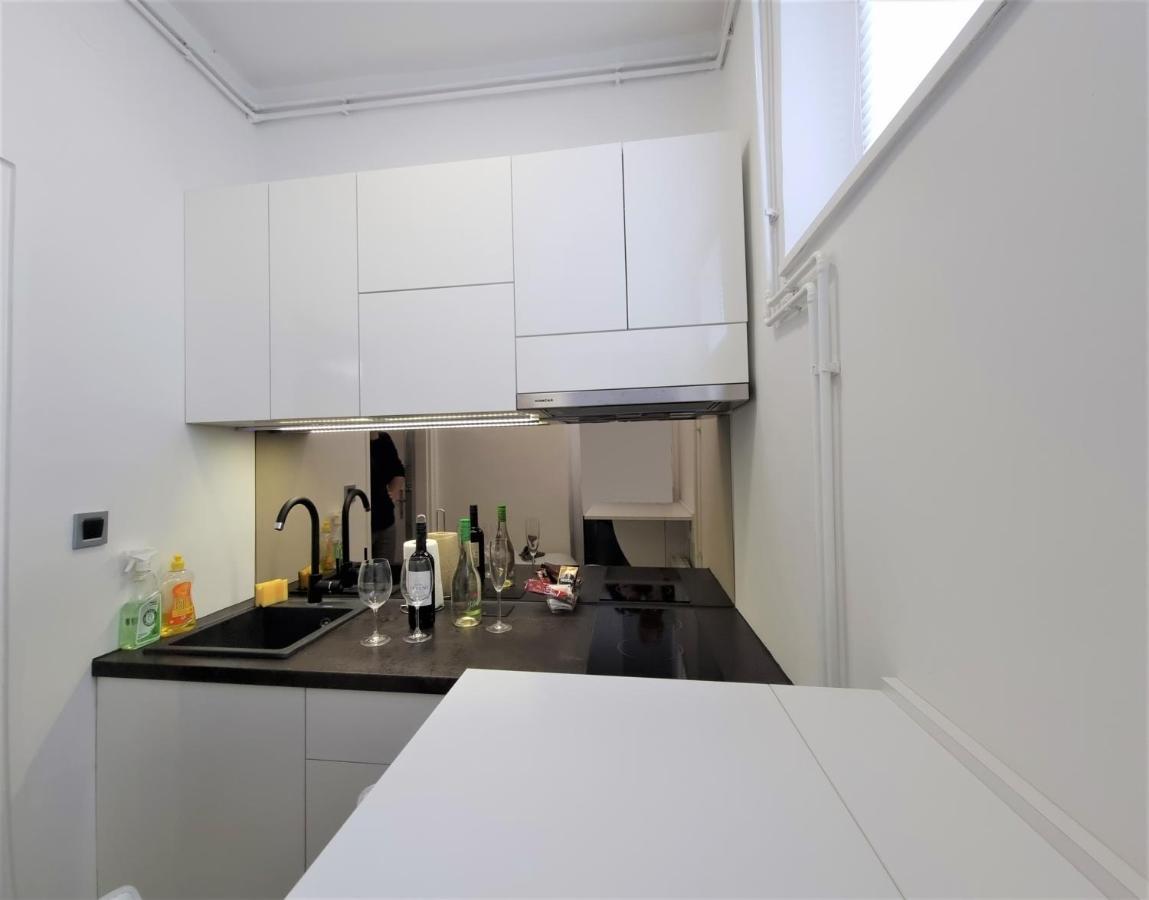 Apartment Apex Penthouse Self Check-In 카를로바츠 외부 사진